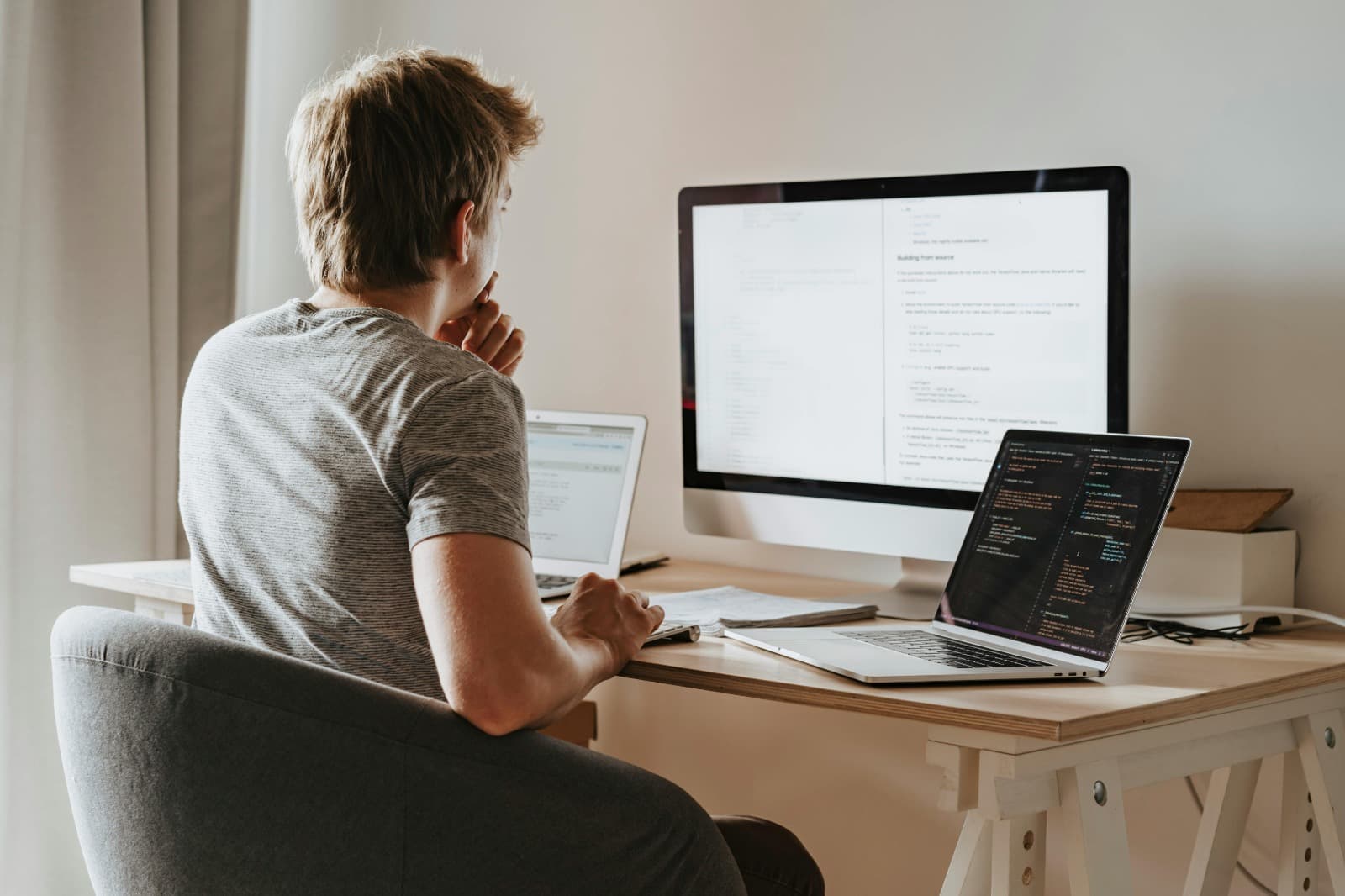 The Role of Technology in Modern Contract Management