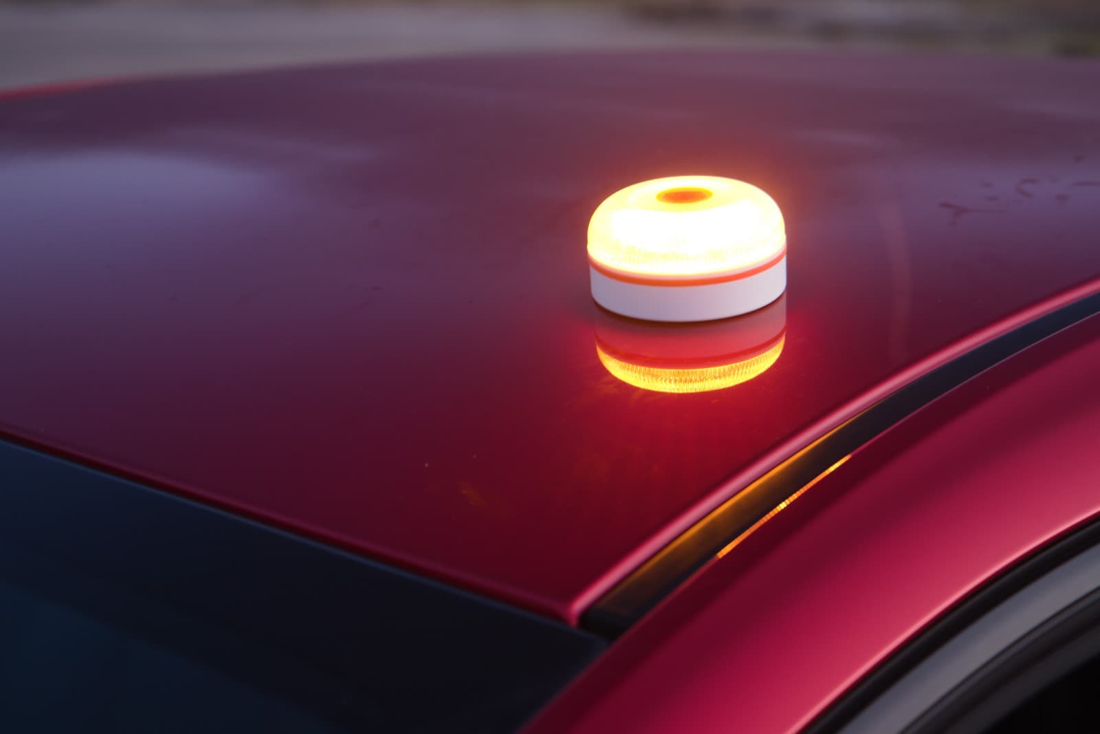 Die Bedeutung und Verwendung der Warnleuchte V16 für sicheres Fahren