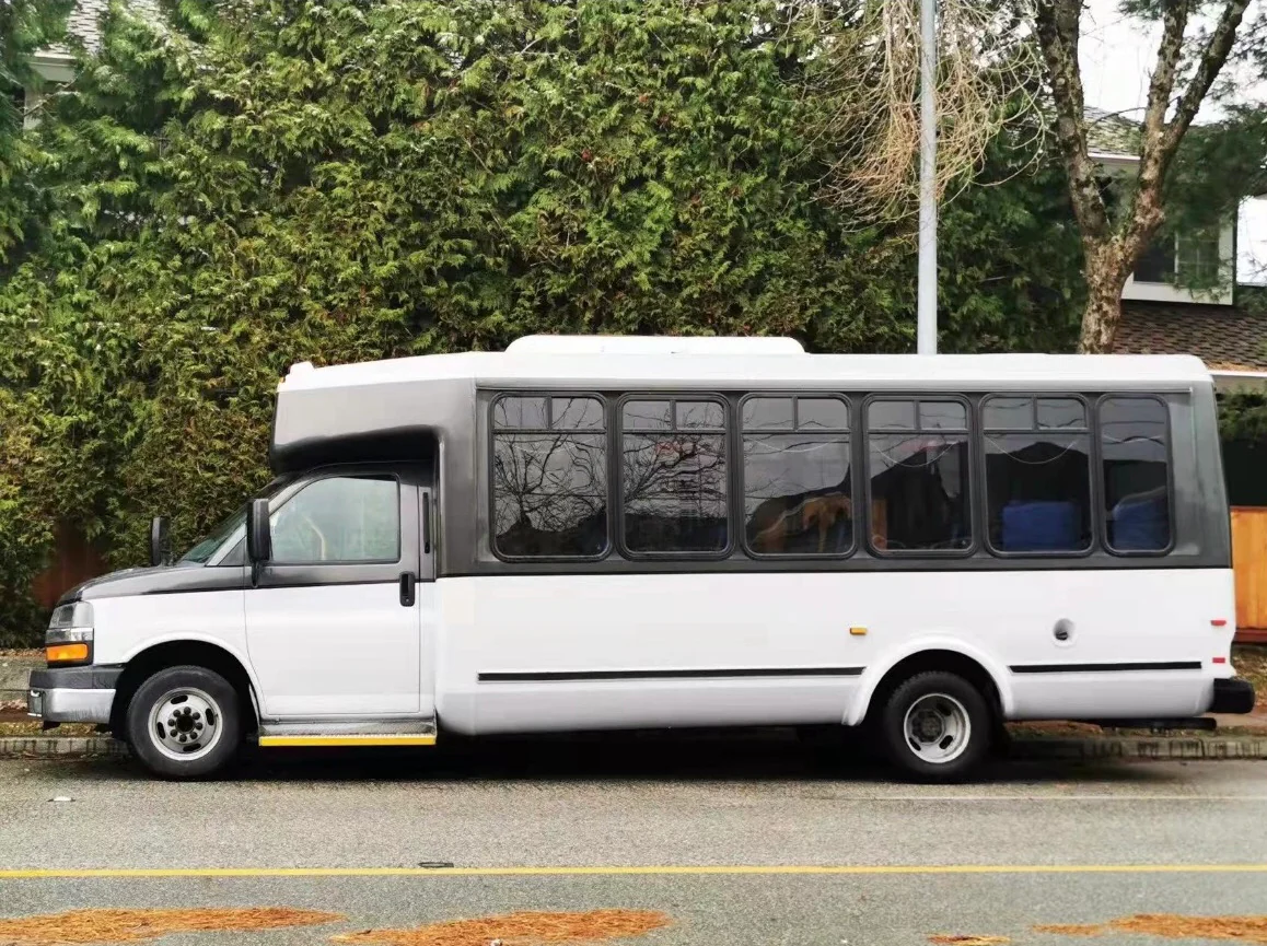 Private Luxury Transfers: Limo Service Vancouver to Whistler