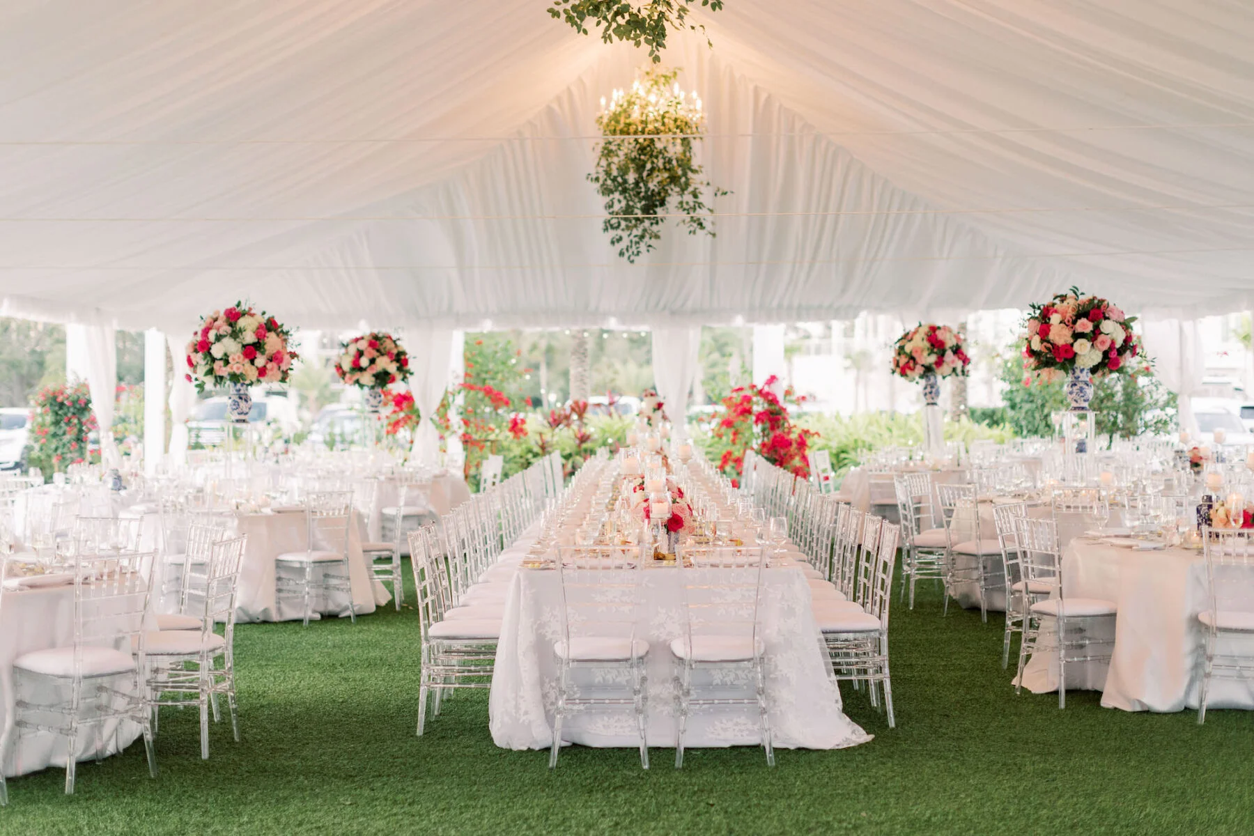 Party Rentals Near Me with Fast Delivery