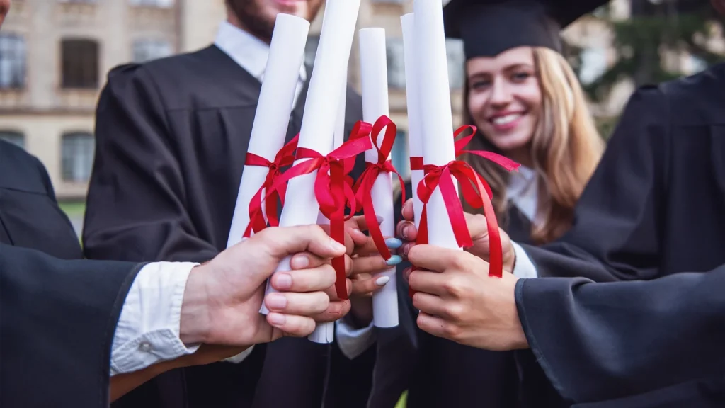 Hundreds-implicated-in-fake-diploma-scandal-in-Turkey_1